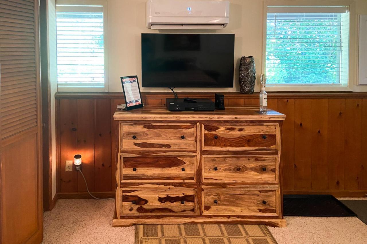 Cozy One Bedroom With Privacy - Community Beach Access Sandpoint Kültér fotó